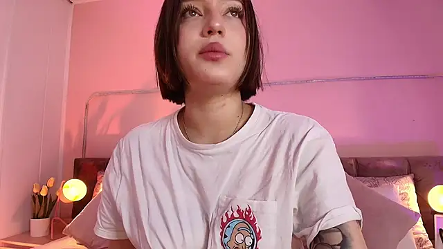 Giaa Ross online show from 03.12.25