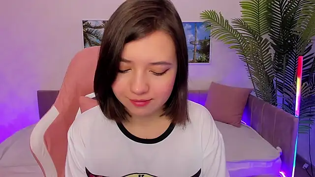 Lina Brownie online show from 03.07.25