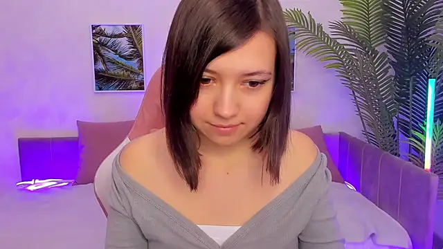 Lina Brownie online show from 03.13.25