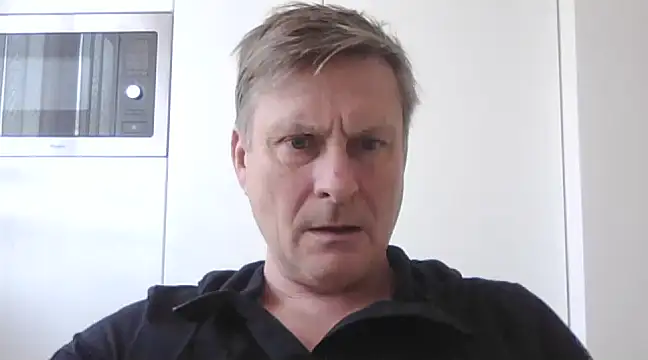 Snapshot of johnnym1 chatting on 02.18.25 johnnym1 online show from 02.18.25