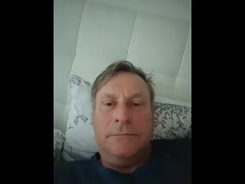 Snapshot of johnnym1 chatting on 02.09.26 johnnym1 online show from 02.09.26