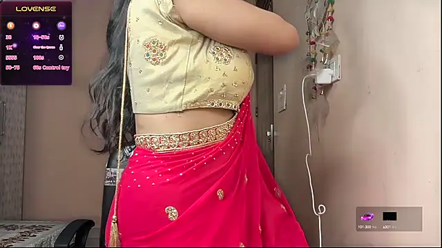 Snapshot of Spice-Summi chatting on 03.12.25 Spice-Summi online show from 03.12.25