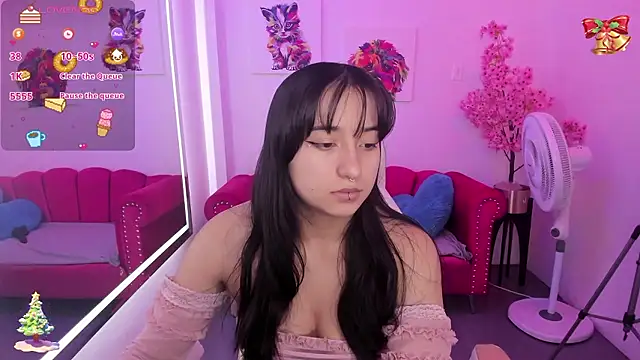 Snapshot of Miss_dolly_ chatting on 12.06.24 Miss dolly  online show from 12.06.24