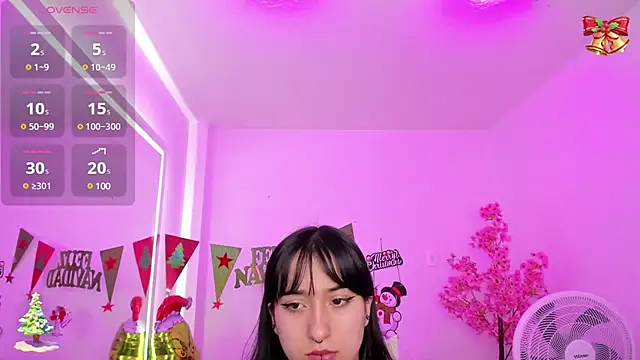 Snapshot of Miss_dolly_ chatting on 12.23.24 Miss dolly  online show from 12.23.24