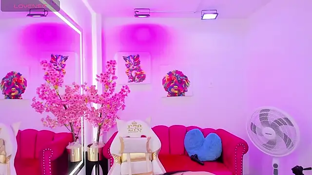 Snapshot of Miss_dolly_ chatting on 02.12.25 Miss dolly  online show from 02.12.25