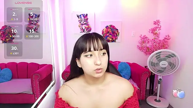 Snapshot of Miss_dolly_ chatting on 09.10.25 Miss dolly  online show from 09.10.25