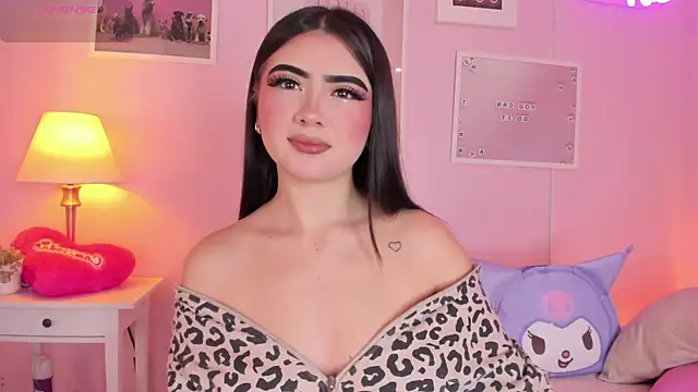 Snapshot of little-natt chatting on 12.30.24 little-natt online show from 12.30.24