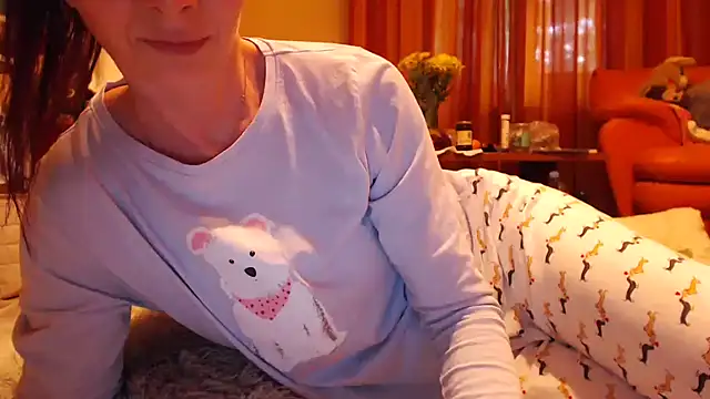 Snapshot of LovelyAndraGirl chatting on 05.20.26 LovelyAndraGirl online show from 05.20.26