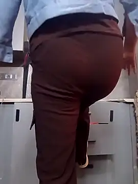 Snapshot of Aachal_7 chatting on 11.10.25 Aachal 7 online show from 11.10.25