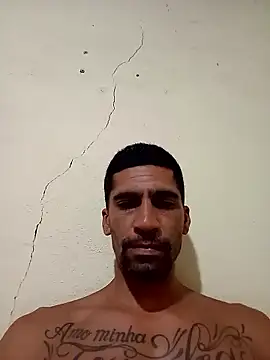 Snapshot of adriabis013 chatting on 01.12.26 adriabis013 online show from 01.12.26