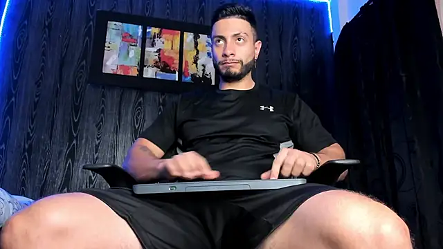 Snapshot of Mark_Buffet02 chatting on 02.12.25 Mark Buffet02 online show from 02.12.25