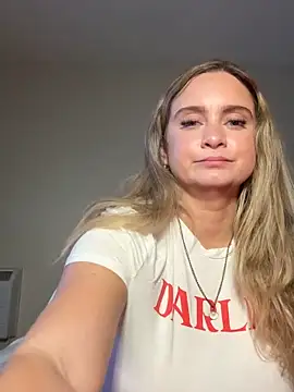 Sophie Raegan online show from 04.16.26