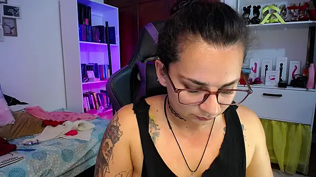 Amarantha 666 online show from 12.12.24