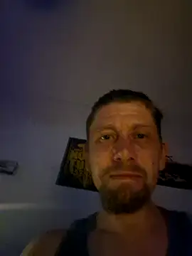 Snapshot of SID_MC_DRE chatting on 10.26.25 SID MC DRE online show from 10.26.25