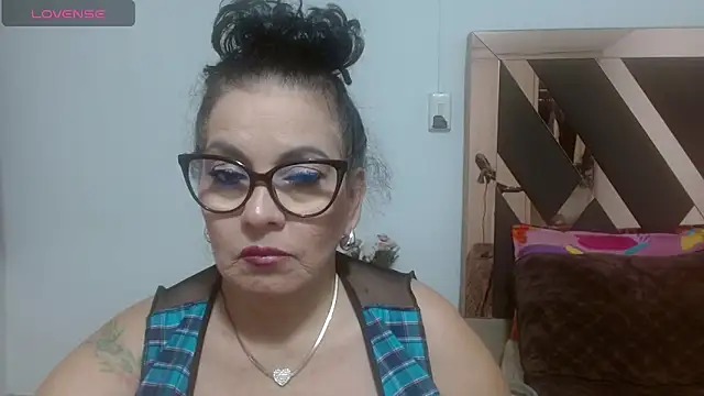 lindaesmeralda online show from 03.16.26