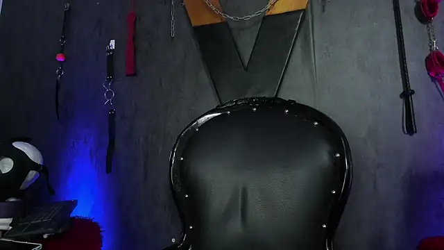 CharlotteScotte online show from 03.07.25