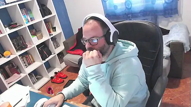 ravingr4d4 online show from 12.03.25