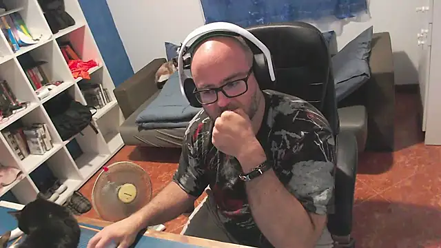 ravingr4d4 online show from 05.28.26