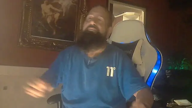 Snapshot of maseurbeardedpig chatting on 08.07.26 maseurbeardedpig online show from 08.07.26