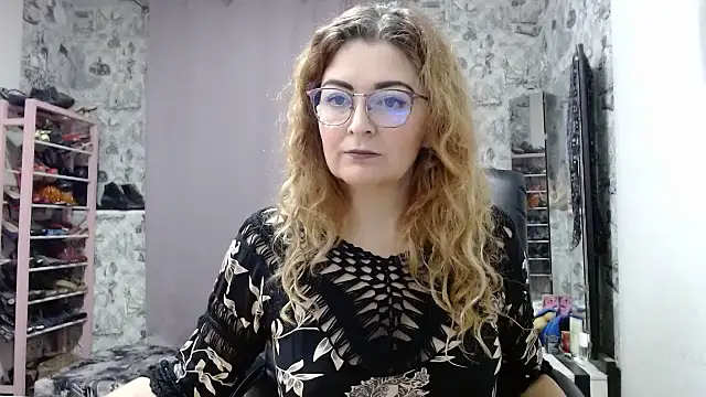 Helen1974 online show from 01.09.25