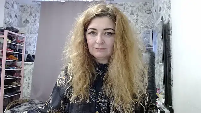 Helen1974 online show from 01.15.25