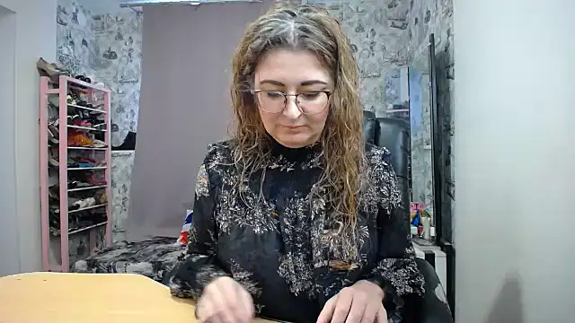 Helen1974 online show from 03.23.25