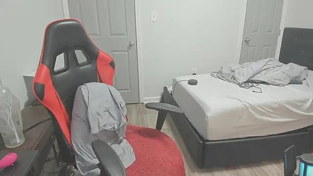 demi xoxo online show from 09.23.25