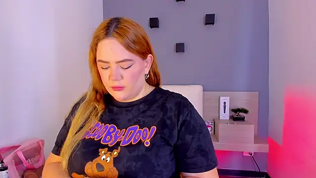 sophiarossee  online show from 02.06.25