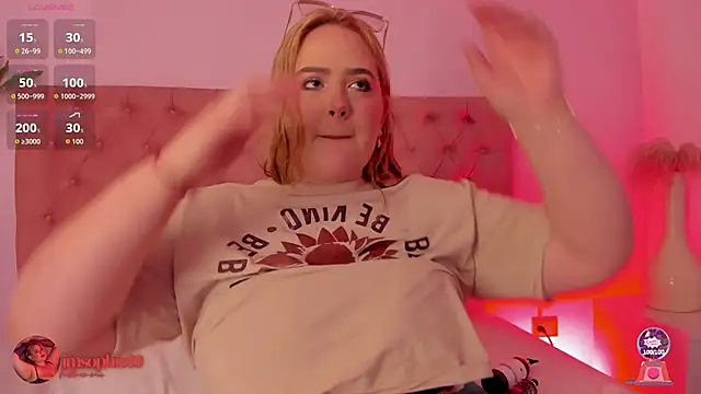 sophiarossee  online show from 09.10.25