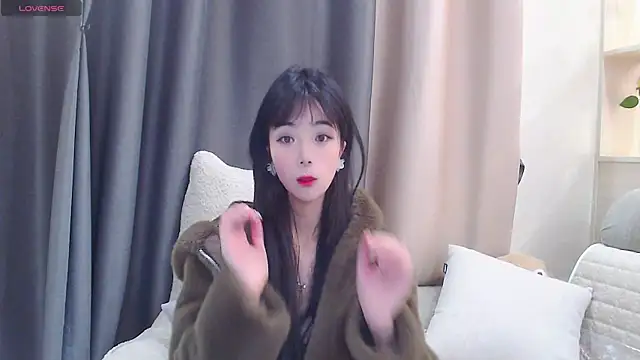 Snapshot of Duludulu_007 chatting on 02.08.25 Duludulu 007 online show from 02.08.25