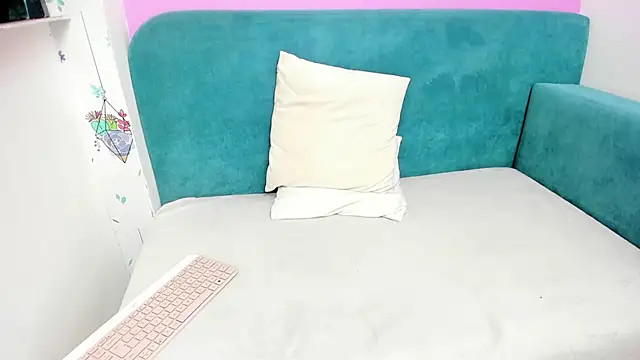 moon cake online show from 01.15.25