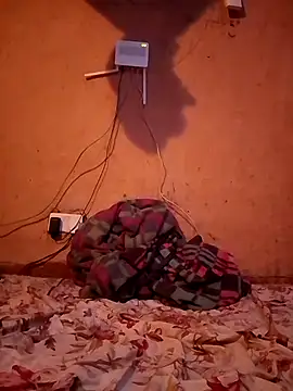 cute naimah online show from 09.30.25