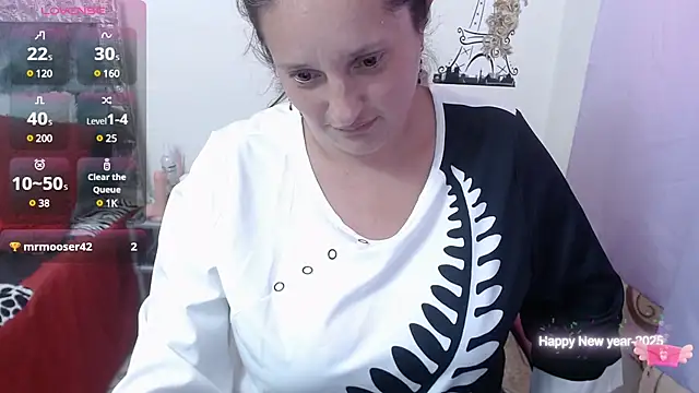 CristialJones  online show from 01.14.25