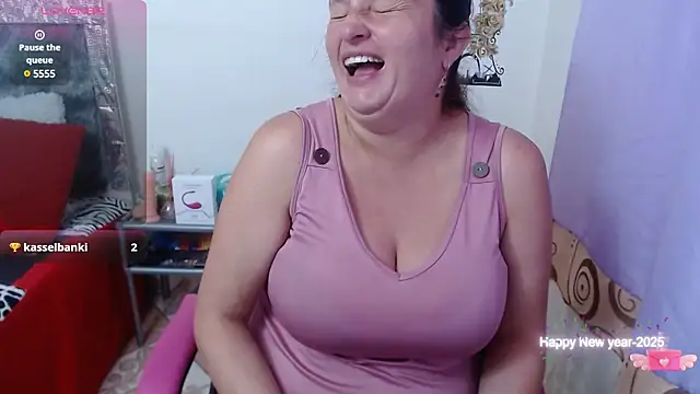 CristialJones  online show from 01.15.25