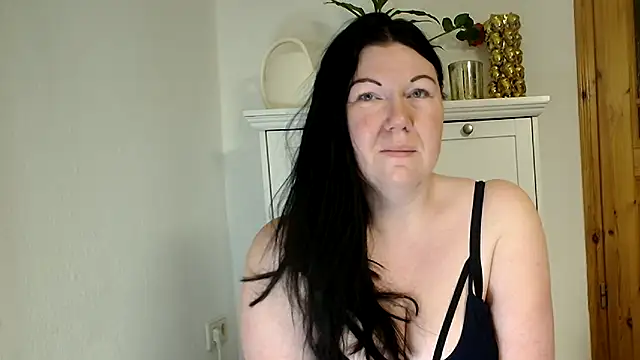 p6w official online show from 03.10.26