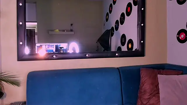 Sussy Bell01 online show from 12.03.24