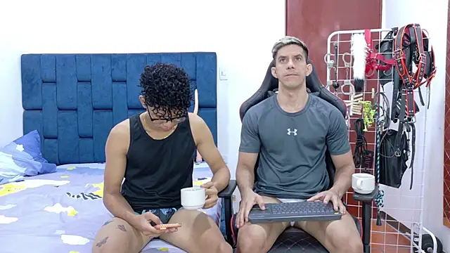 JoseRumbero26 online show from 12.21.25