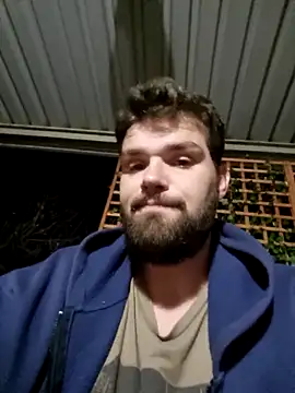 Snapshot of BeardedCubZA chatting on 05.31.26 BeardedCubZA online show from 05.31.26