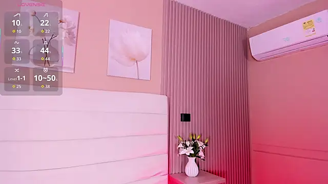 Lilly 2809  online show from 04.19.26