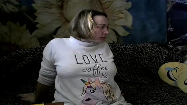 wLESLYMOSw online show from 03.13.26