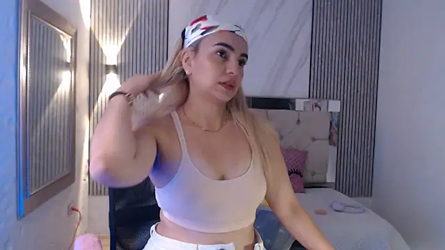 ashley  tylor online show from 06.20.26