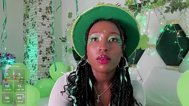 EmmaSanzz  online show from 03.17.25