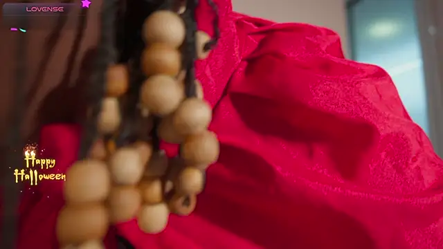 EmmaSanzz  online show from 10.23.25