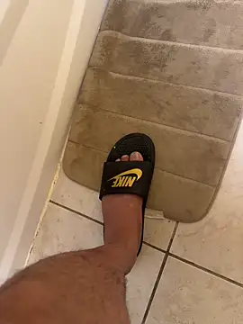 Snapshot of VFuck4U_xxx chatting on 03.12.25 VFuck4U xxx online show from 03.12.25