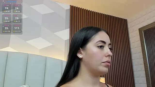 Julietasantos   online show from 09.25.25