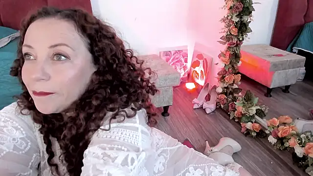 Snapshot of pamela_bell chatting on 09.22.25 pamela bell online show from 09.22.25