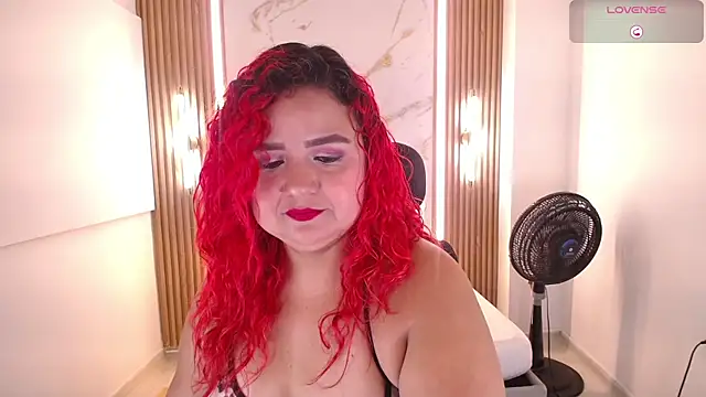 Snapshot of Mariana_Rojas chatting on 04.23.26 Mariana Rojas online show from 04.23.26