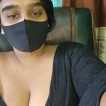 Snapshot of Kotha_-Moni chatting on 11.04.25 Kotha -Moni online show from 11.04.25