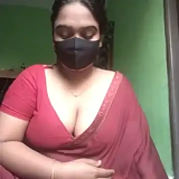 Snapshot of Kotha_-Moni chatting on 11.25.25 Kotha -Moni online show from 11.25.25