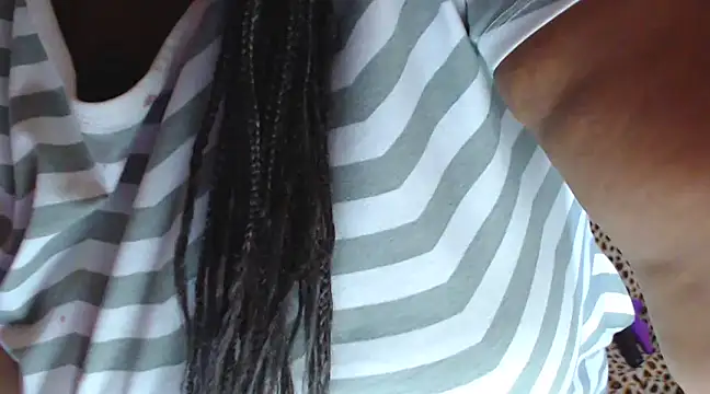 Snapshot of BigHotMatureXx chatting on 02.05.25 BigHotMatureXx online show from 02.05.25